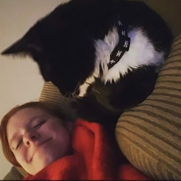 Meet your Posher, Lizzy - Picture 4 of 5